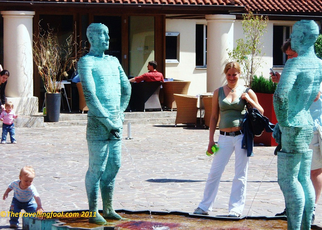 Peeing Statue