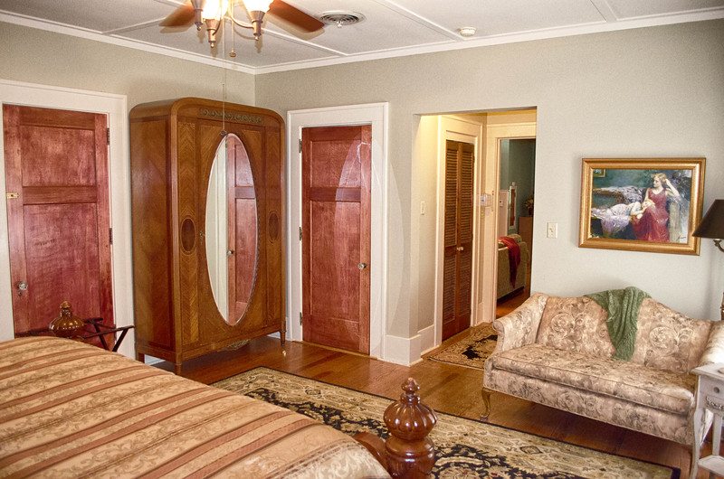 Bedroom sitting area