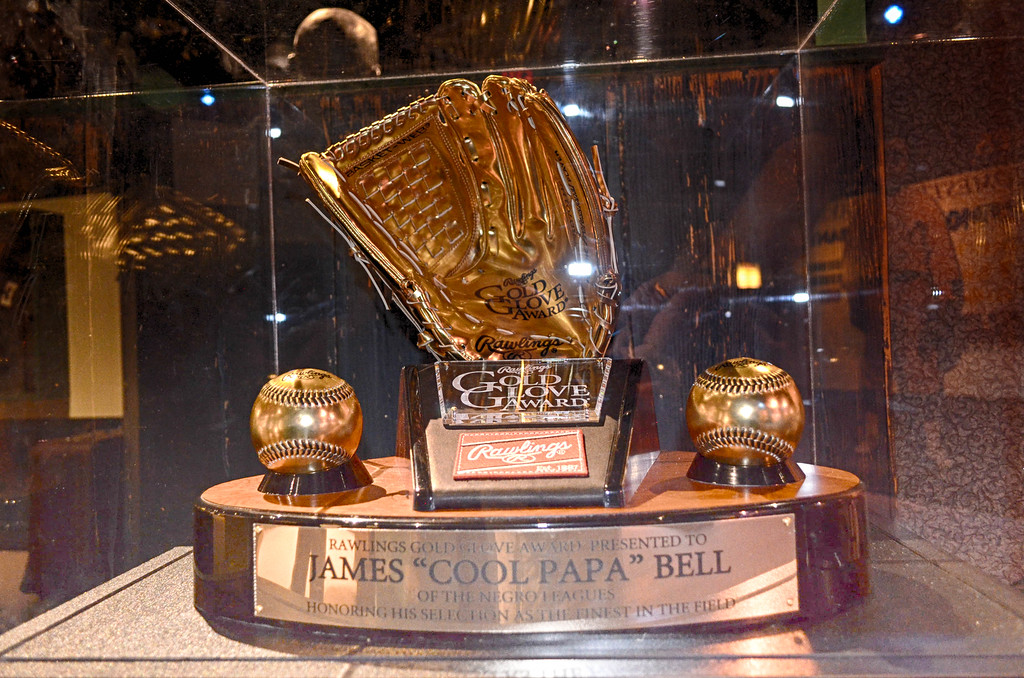 Golden Glove Cool Papa Bell